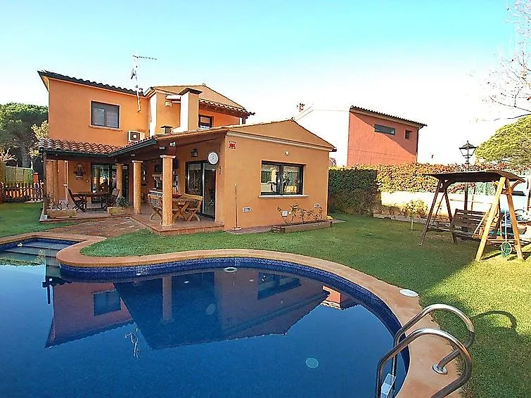105363) Casa En Santa Cristina D'Aro Con Internet, Aire Acondicionado, Aparcamiento, Jardin Hotel